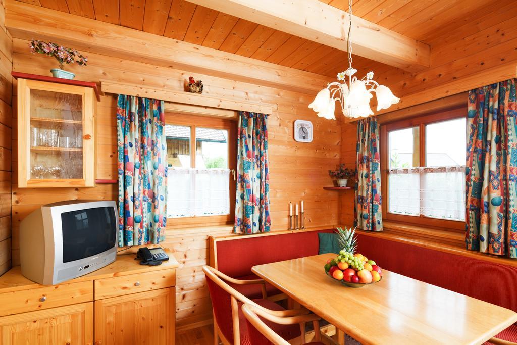 Oeko Feriendorf Schlierbach Bagian luar foto