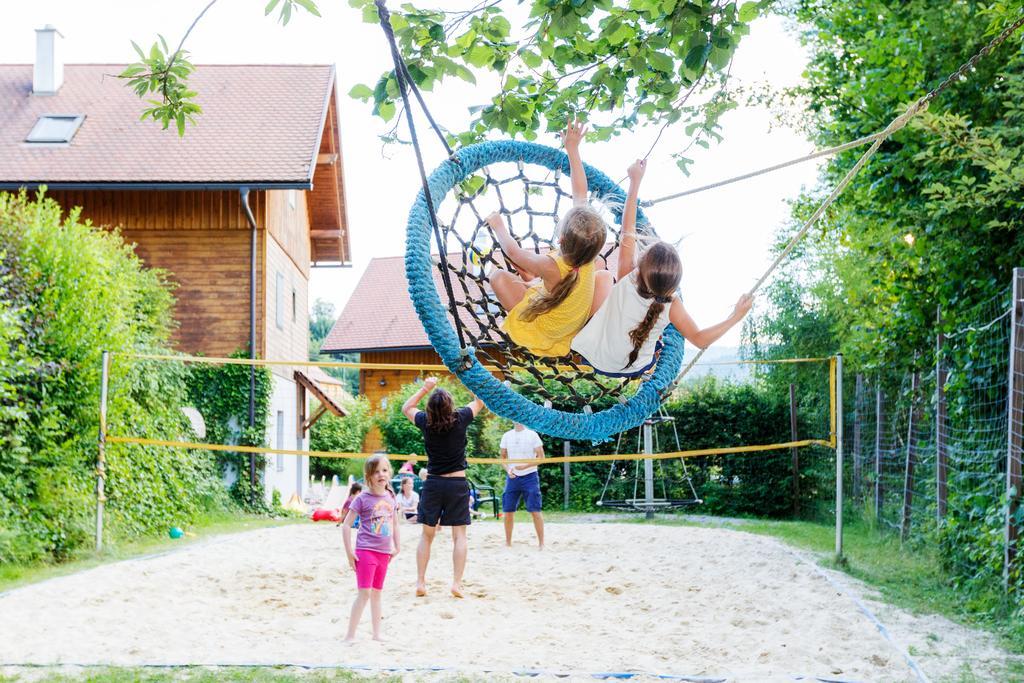 Oeko Feriendorf Schlierbach Bagian luar foto