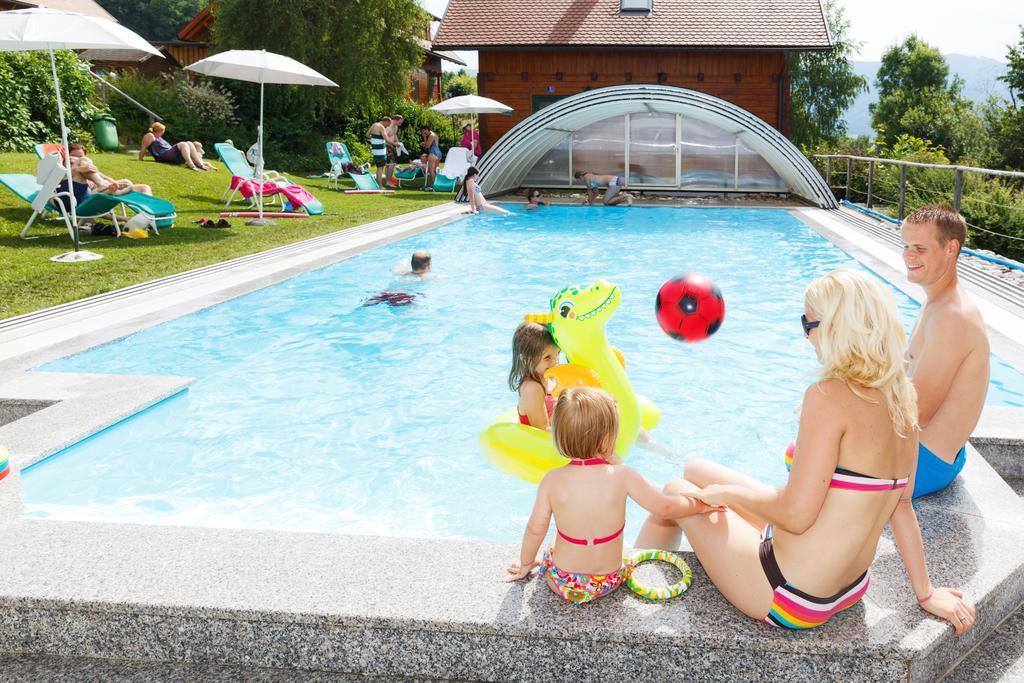 Oeko Feriendorf Schlierbach Bagian luar foto