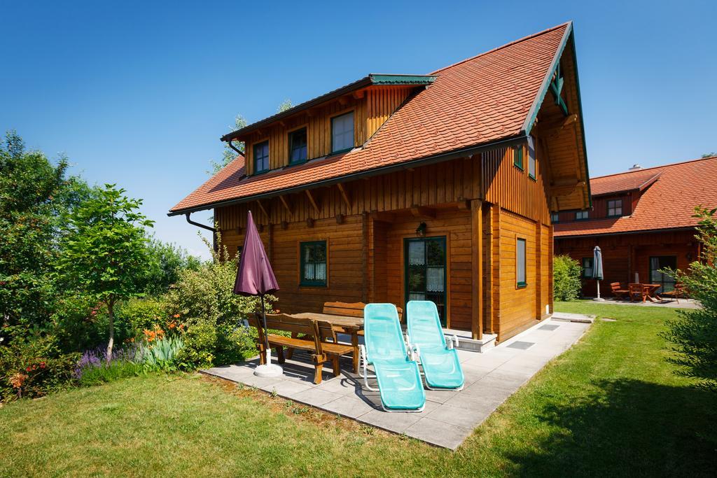 Oeko Feriendorf Schlierbach Bagian luar foto